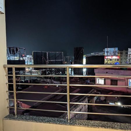Hotel Binapani Deluxe 1 Tarapith Exteriör bild