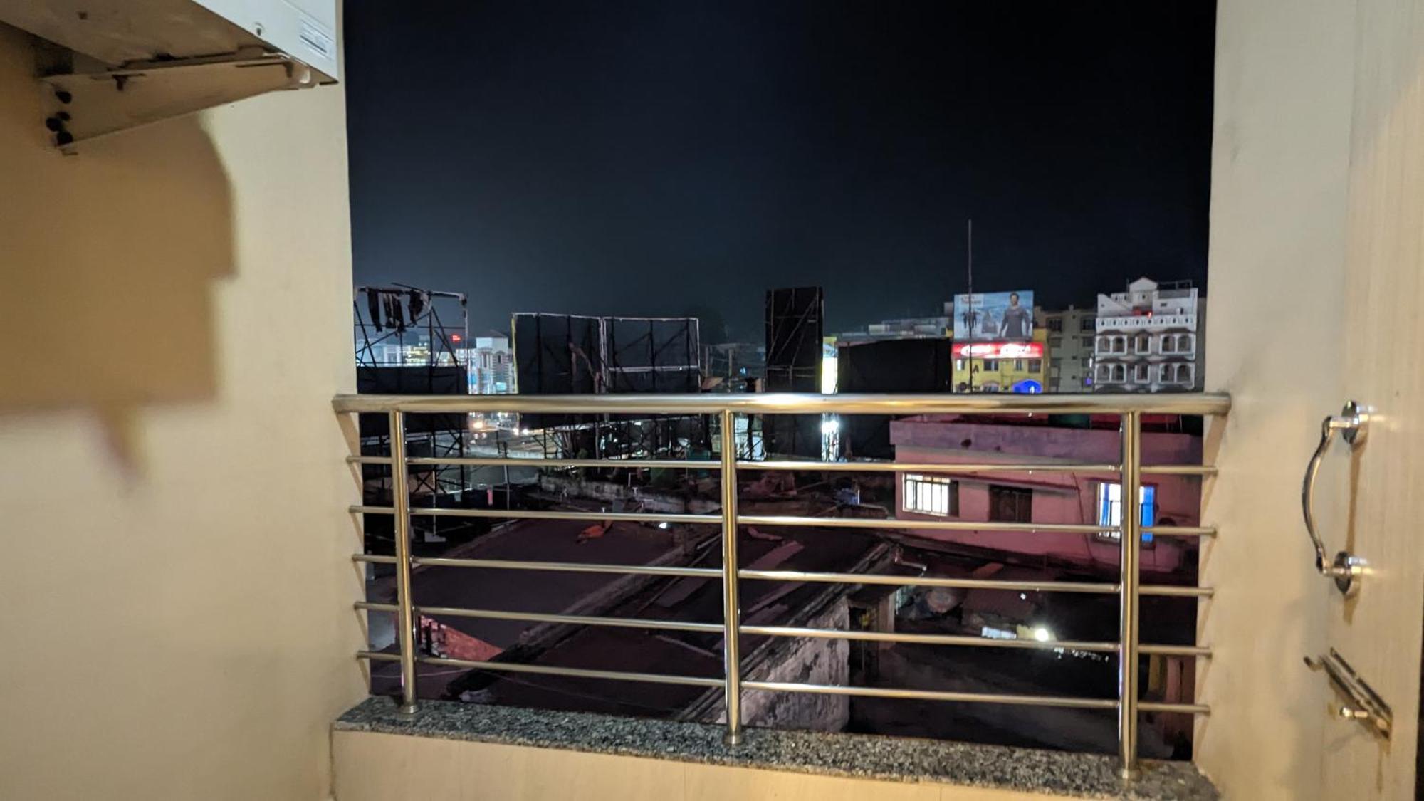 Hotel Binapani Deluxe 1 Tarapith Exteriör bild